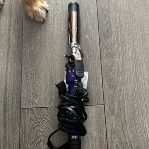 Ion hair curling iron